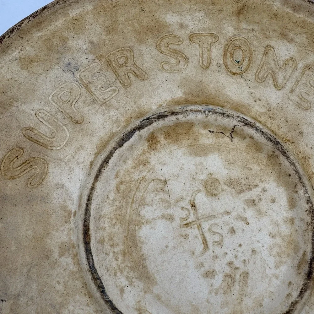 Vintage Sassafras Enterprises Stoneware Super Stone Round Deep Dish 11